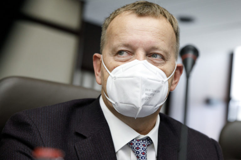 VLÁDA: Rokovanie 45. schôdze