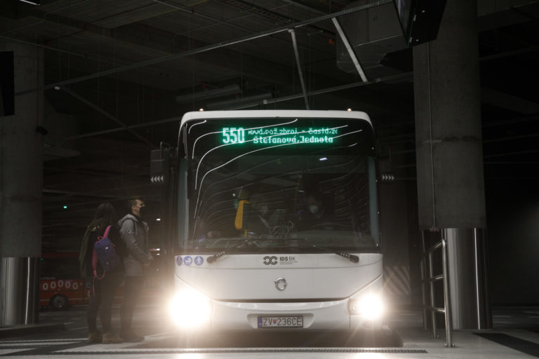 DOPRAVA: Nový autobusový prepravca ARRIVA v BSK