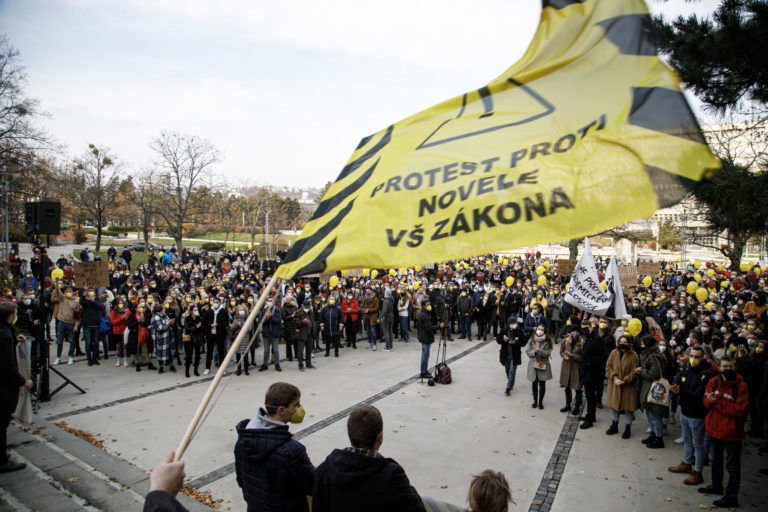 PROTEST: Zodpovedný protest za slobodné univerzity