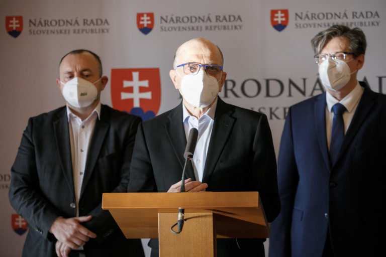 KOALÍCIA: Pozastavenie paragrafu 363