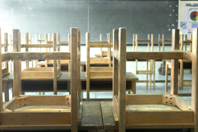 škola, koronavírus, rúško