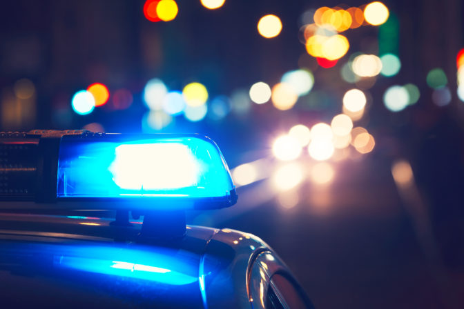 Polícia, auto, maják
