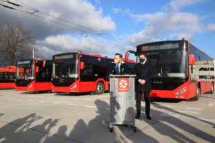 DPB: Predstavil nové kåbové autobusy