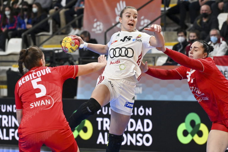 Hádzaná, slovenské hádzanárky, Nikoleta Trunková, Marianna Rebičová