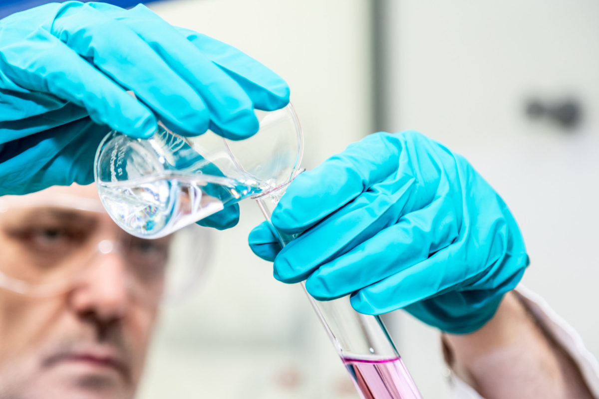 Utech 2021 phosphorbetrieb_labor_3_id36468.jpg