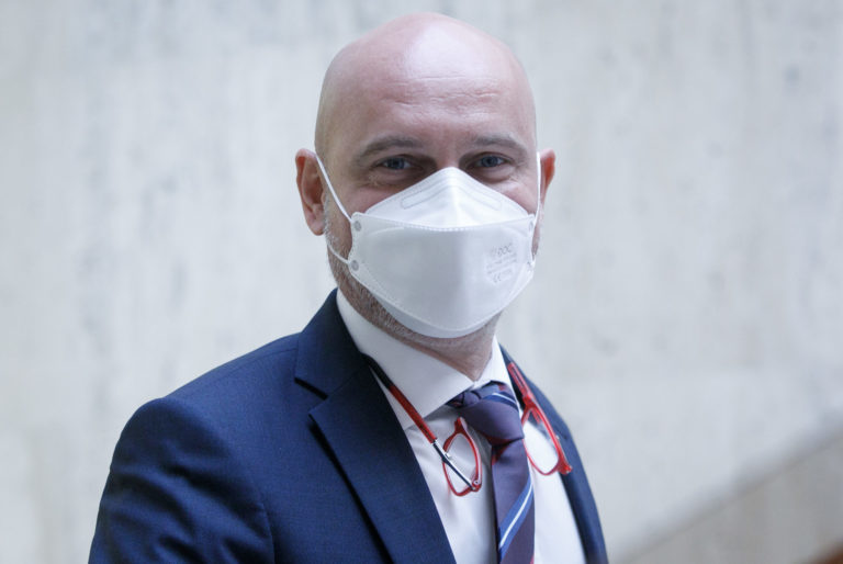 Minister školstva, vedy, výskumu a športu SR Branislav Gröhling.