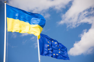 Ukrajina, Európska únia, vlajka