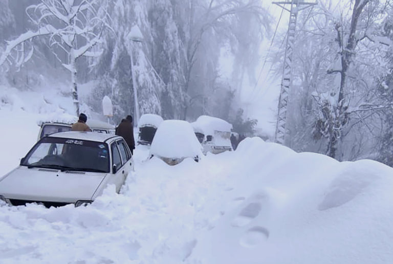 Pakistan Winter Resort Deaths