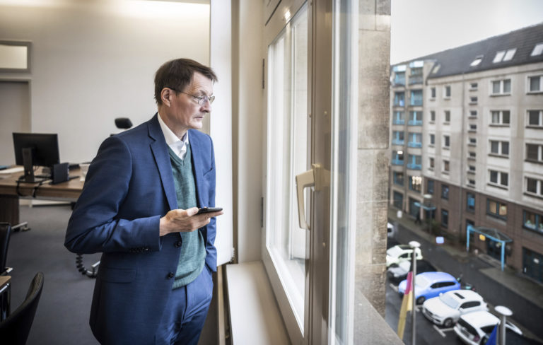 Nemecký minister zdravotníctva Karl Lauterbach.