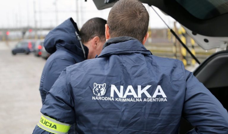 NAKA