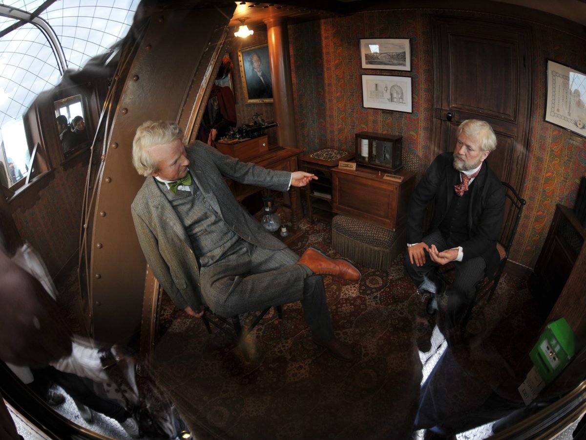 Gustave eiffel tower thomas edison apartment 1200x900 1.jpeg