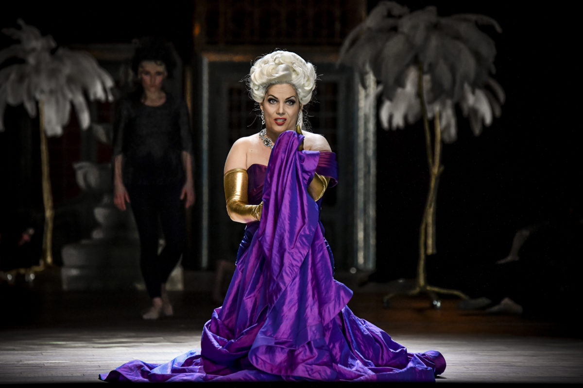 Jolana fogasova.jpg