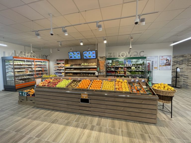 Led supermarket vo zvolene.jpg