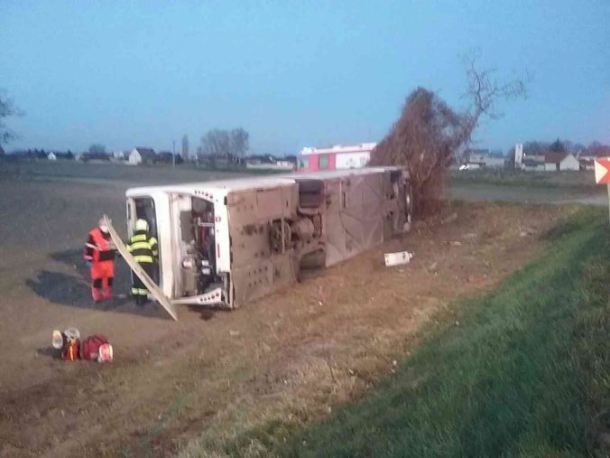 Havária autobusu, Mostová