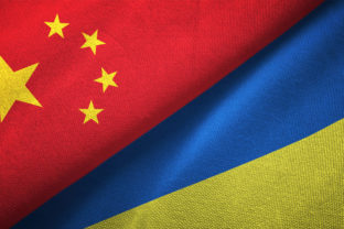 čína, ukrajina, vlajky