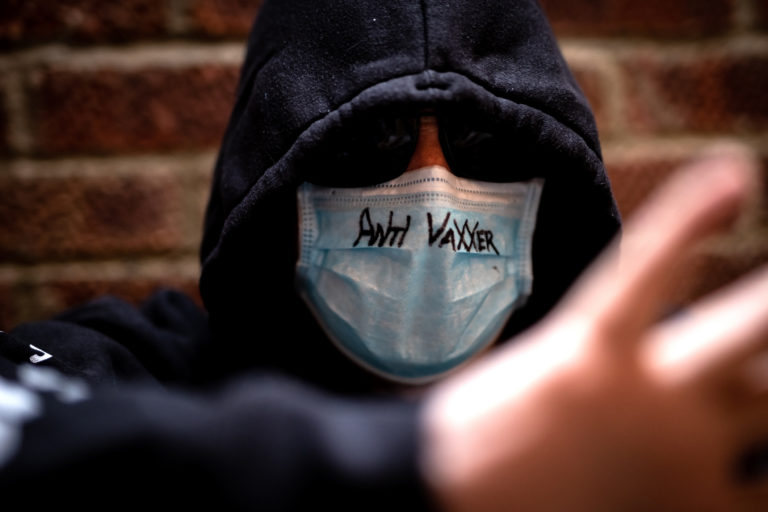 Antivaxer