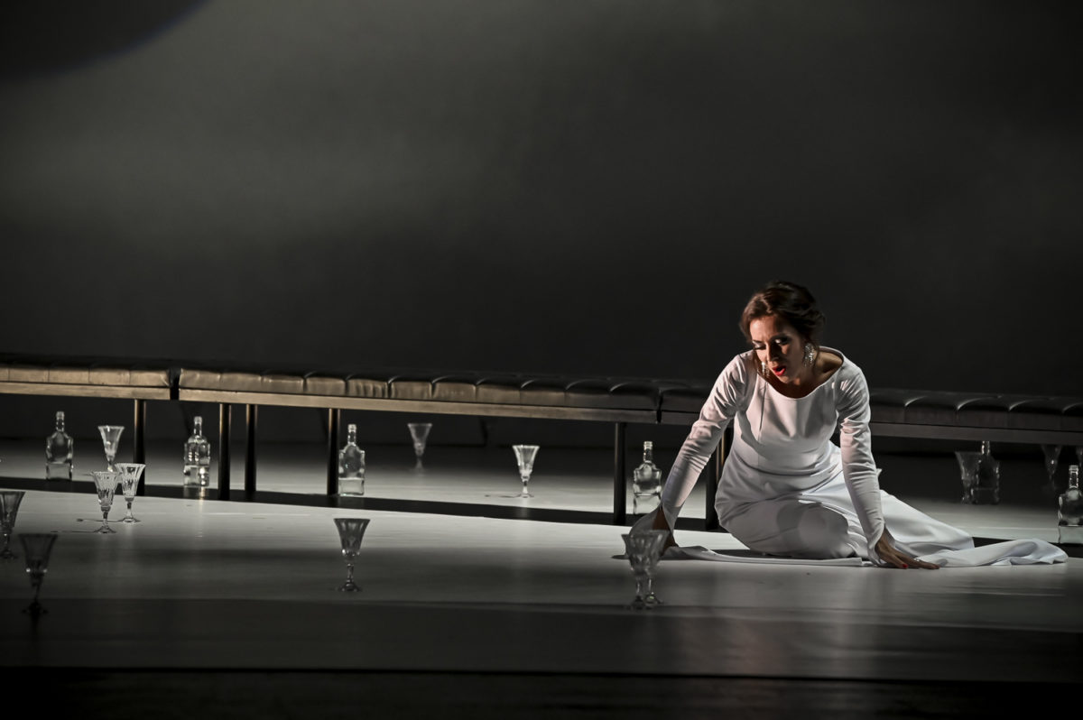 La traviata_adriana kucerova violetta valery.jpg