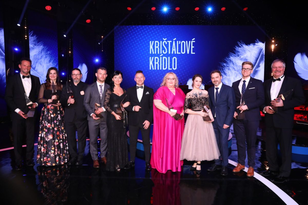 Laureati kristaloveho kridla za rok 2021 .jpg