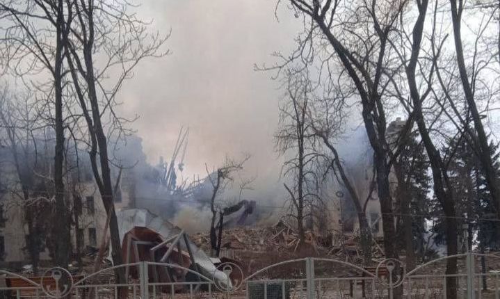 Mariupol, divadlo