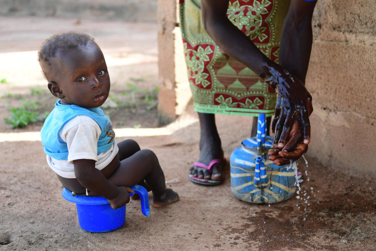 BUF.WASH.Benaverou.28.06.2021.UNICEF.FrankDejongh.6958