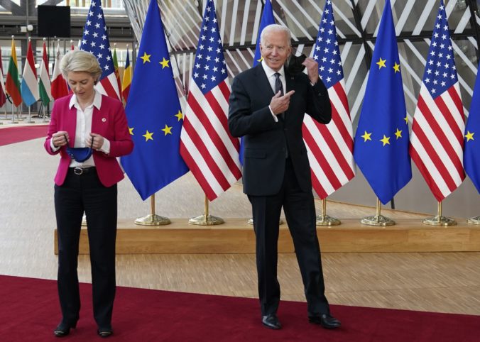 Ursula von der Leyenová, Joe Biden