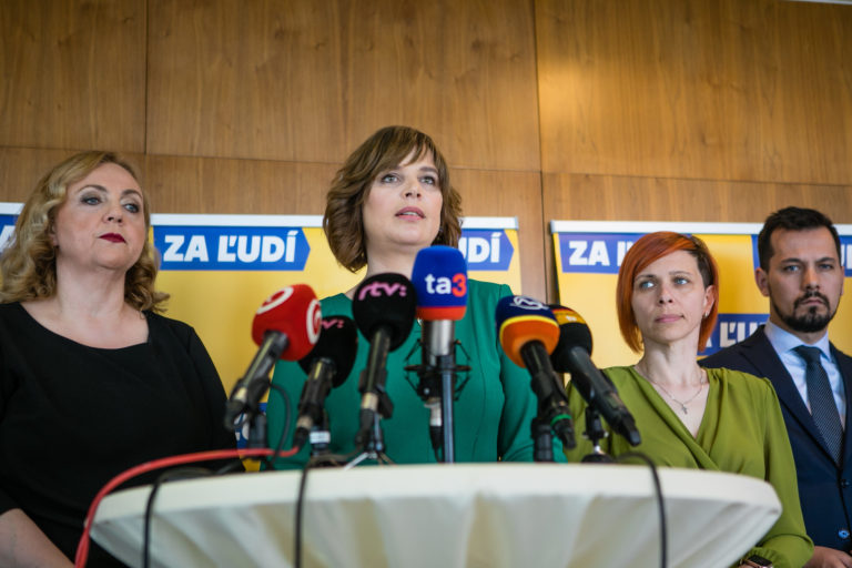 ZA ĽUDÍ: Programový snem strany