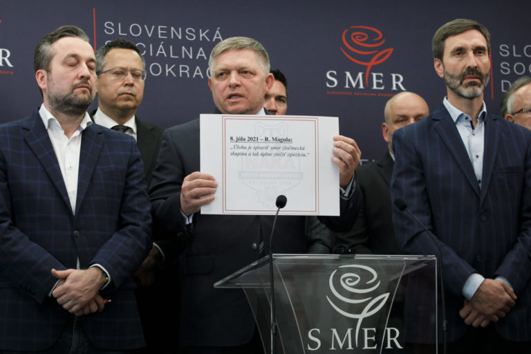 SMER SD: Reakcia na obvinenia Fica a Kaliňáka