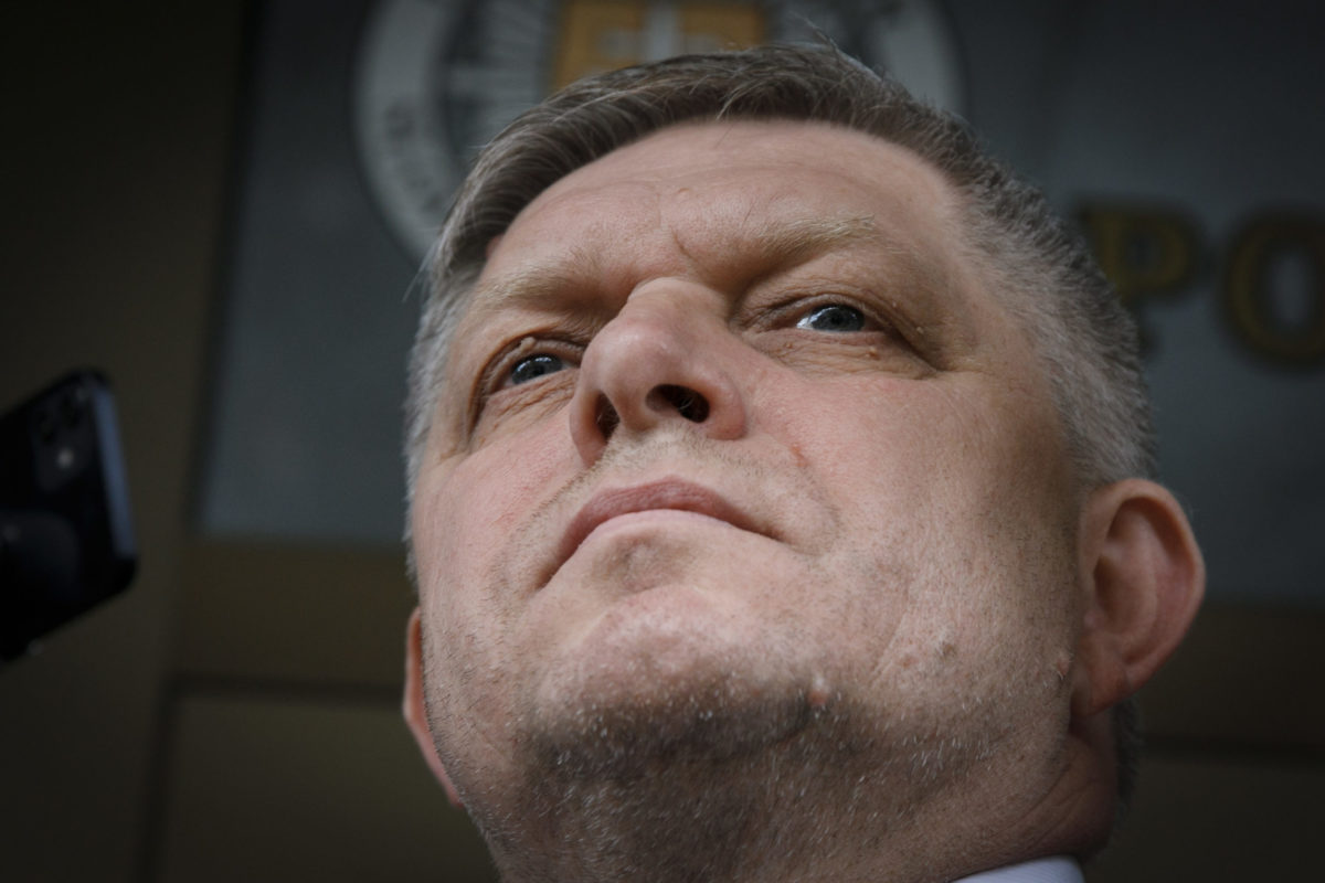 Výsluch Fica, Robert Fico