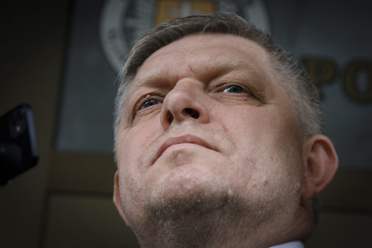 Výsluch Fica, Robert Fico