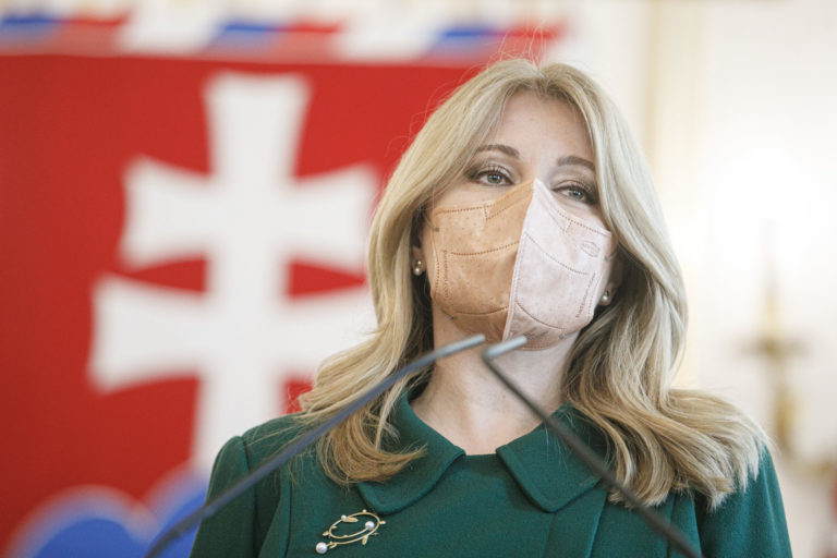 PREZIDENTKA: Prijala rómskych študentov