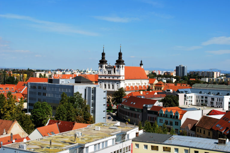 Trnava, budova