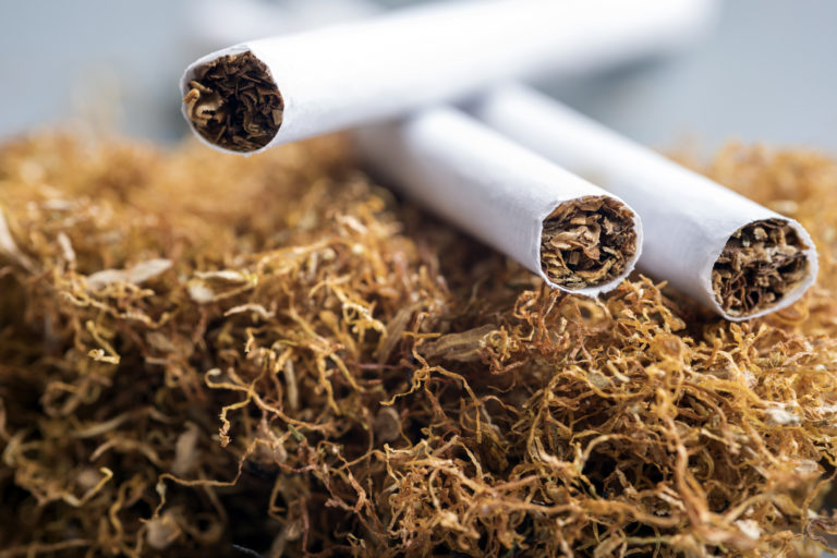 Tabak a cigarety