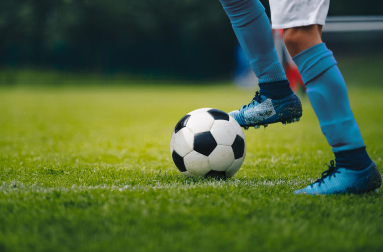 Futbal, lopta