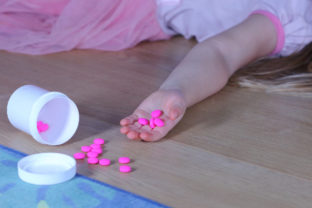 Dieťa, lieky, otrava liekmi