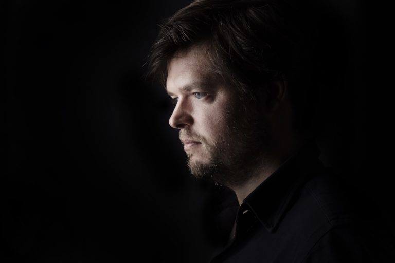 Juraj valcuha detajl.jpg