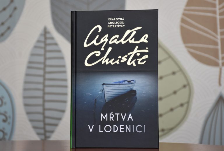 Mrtva v lodenici.jpg
