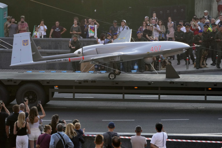Bayraktar TB2, dron