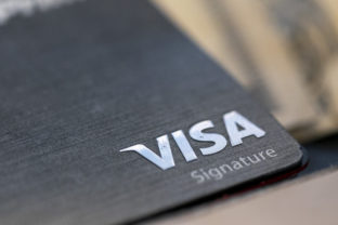 Visa Zisk spoločnosti Visa stúpol o 21 percent