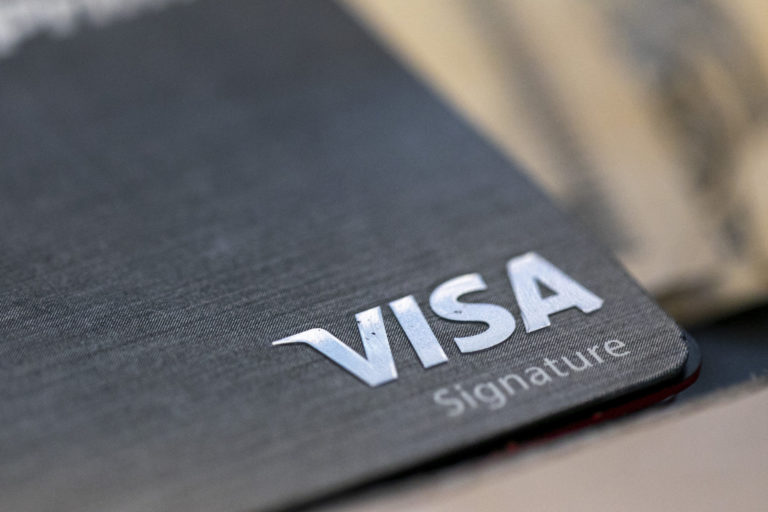 Visa Zisk spoločnosti Visa stúpol o 21 percent