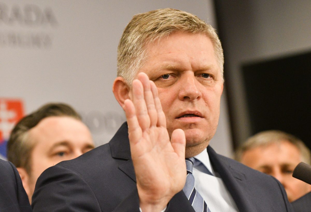 SMER SD: Reakcia na odvolávanie Romana Mikulca