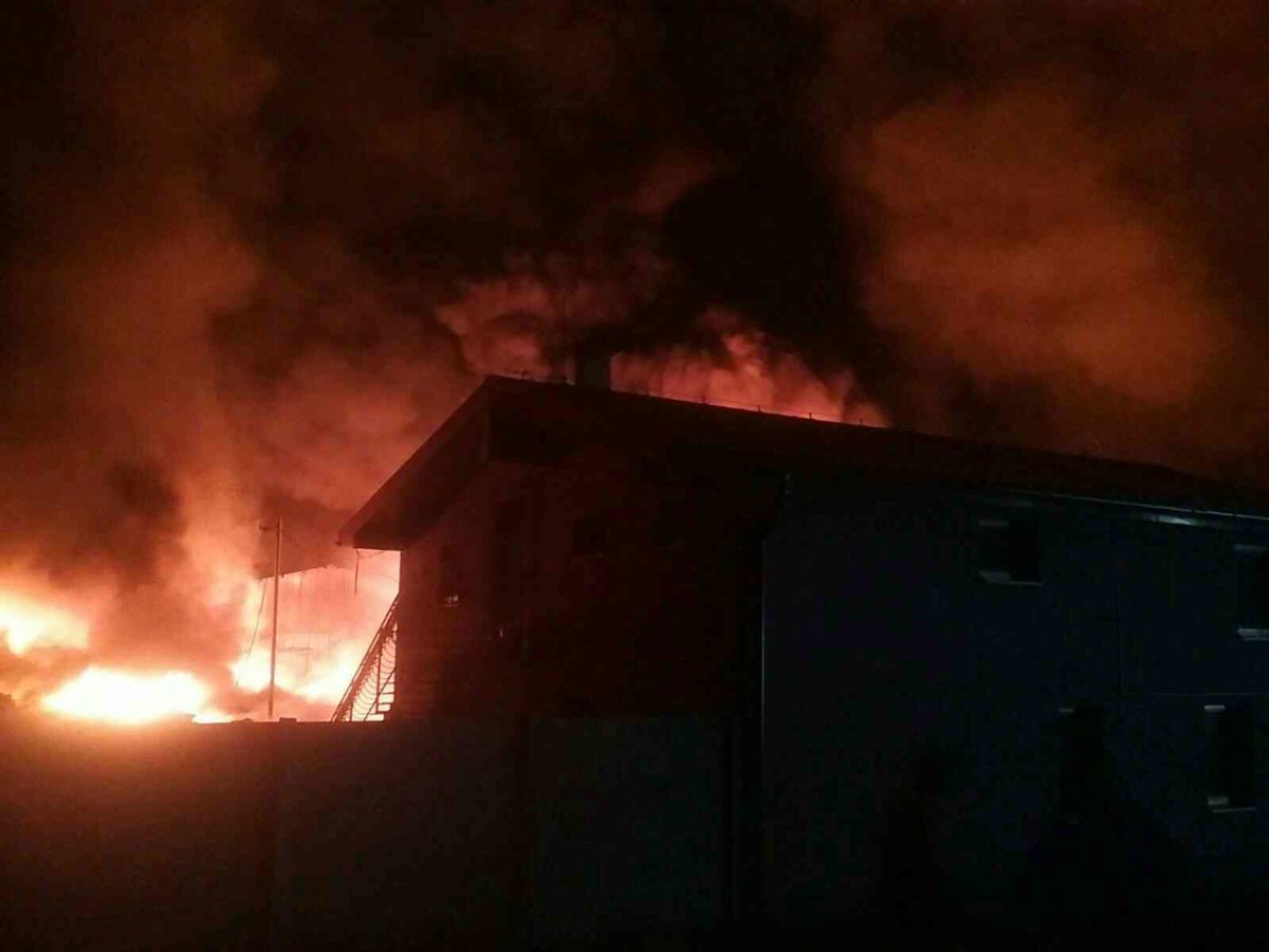HASIČI: Požiar poľnohospodárskeho družstva