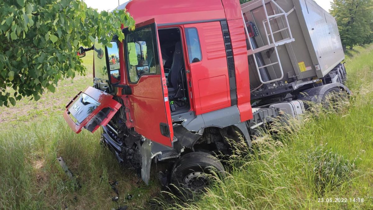 Tragická zrážka auta s kamiónom (Fekišovce)