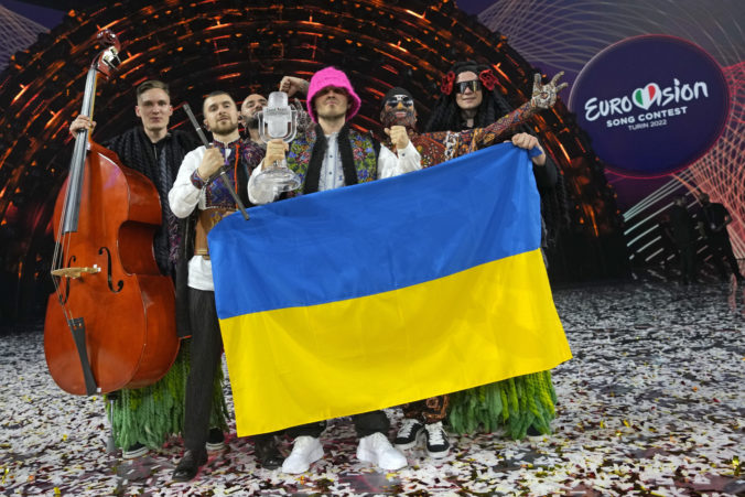 Mircea Geoana uviedol, že úspech piesne skupiny Kalush Orchestra ukázal obrovskú podporu verejnosti ukrajinskej statočnosti počas ruskej invázie