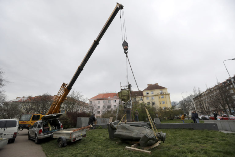 Praha odobrala čestné občianstvo sovietskemu maršálovi Konevovi