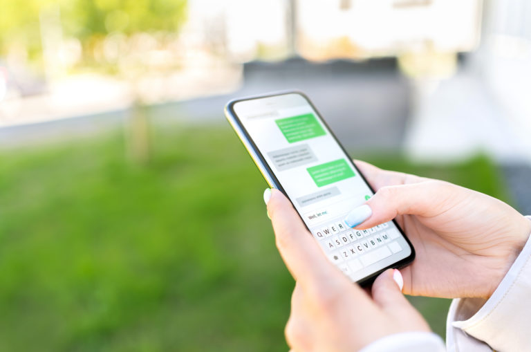 Mobil, SMS