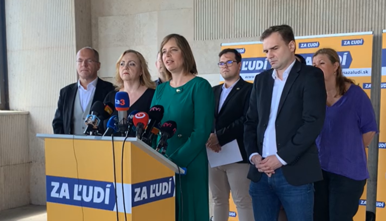 Veronika Remišová, Za ľudí