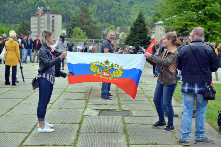 Ruská vlajka