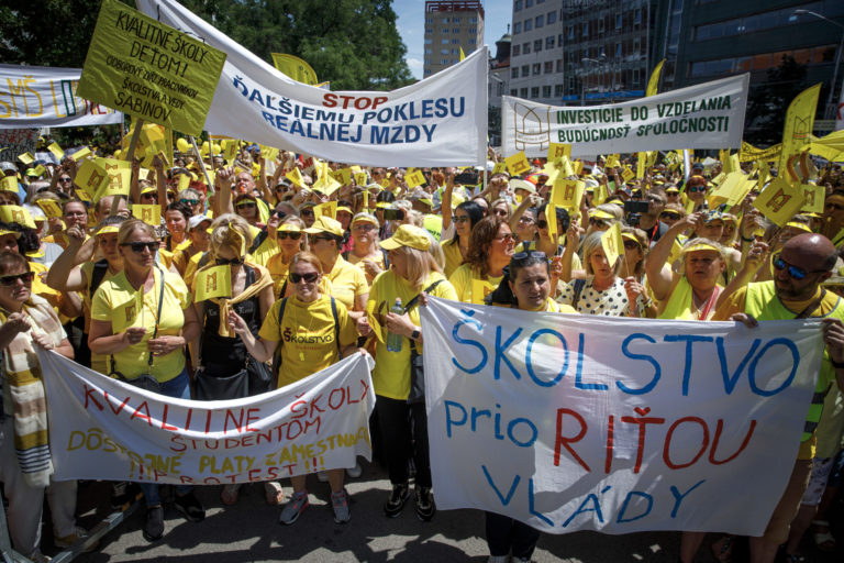 Protest Za lepšie podmienky v školách