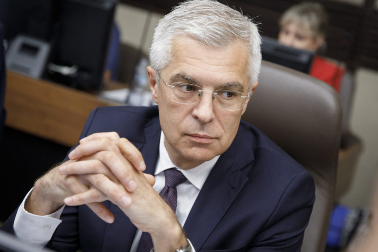 VLÁDA: Rokovanie 83. schôdze