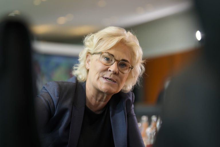 Christine Lambrechtová
